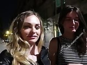 Cogida por el culo, Parejas, Hotel, Transexuales, Transexual y mujer, Tetas pequeñas