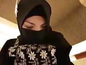 Arabe, Indonesiane, Cameriere, Capezzoli