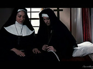 stor røv, store bryster, lesbisk, naturligt, nonne, korthåret, strømpebukser