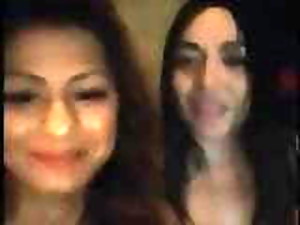 Büyük memeler, Biseksüel, Esmerler, Romanyalılar, Amatörler