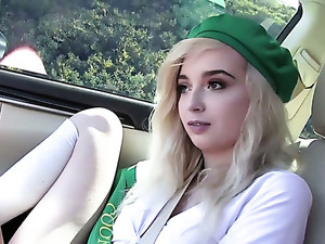 røv, nærbillede, masturbering, pikridning, tynd, uniform, upskirt