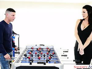 Tetek besar, Pipi imut, Fetish, Seks dengan kaki, Kocok kontol, MILF, Mencukur