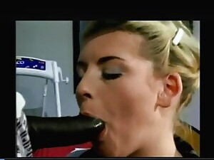 πρωκτικό, μεγάλη πούτσα, ρούφηγμα πούτσας, πήδημα στο πρόσωπο, νεαρή, αφρικανή