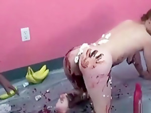 brinete, fetiši, hrana, lezbejke, milfače