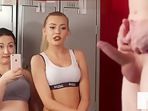 Blonde, Englez, Sex imbracate, Masturbare, Mamici bunaciuni, Voyeur, Sex in trei
