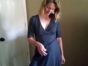 pikksuging, hårete, hjemmelaget porno, milf, sjenert, små pupper, kone