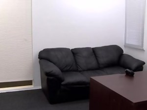 brunett, rövknull, provspelning, kuksugande, amatör