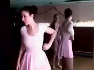 Cantik jelita, Memukul di pantat, Gadis remaja