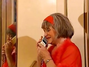 Nemţesc, Bunicuta, Mature, Batran cu tanara